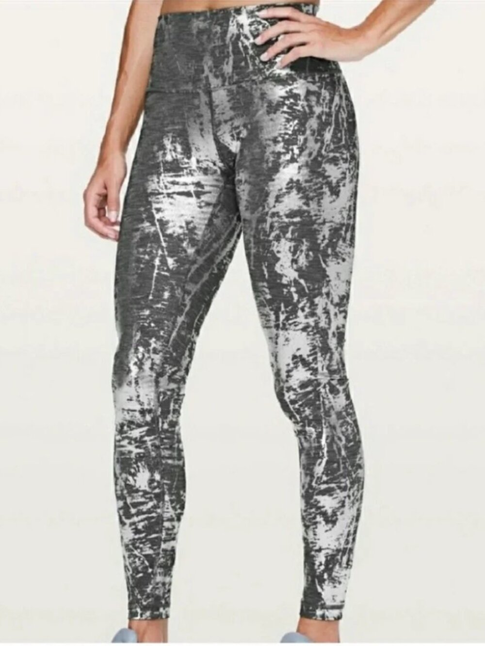 Lululemon WUNDER UNDER Foil Shine Crinkle Pants Leggings 25” WUHR 4 Rare!